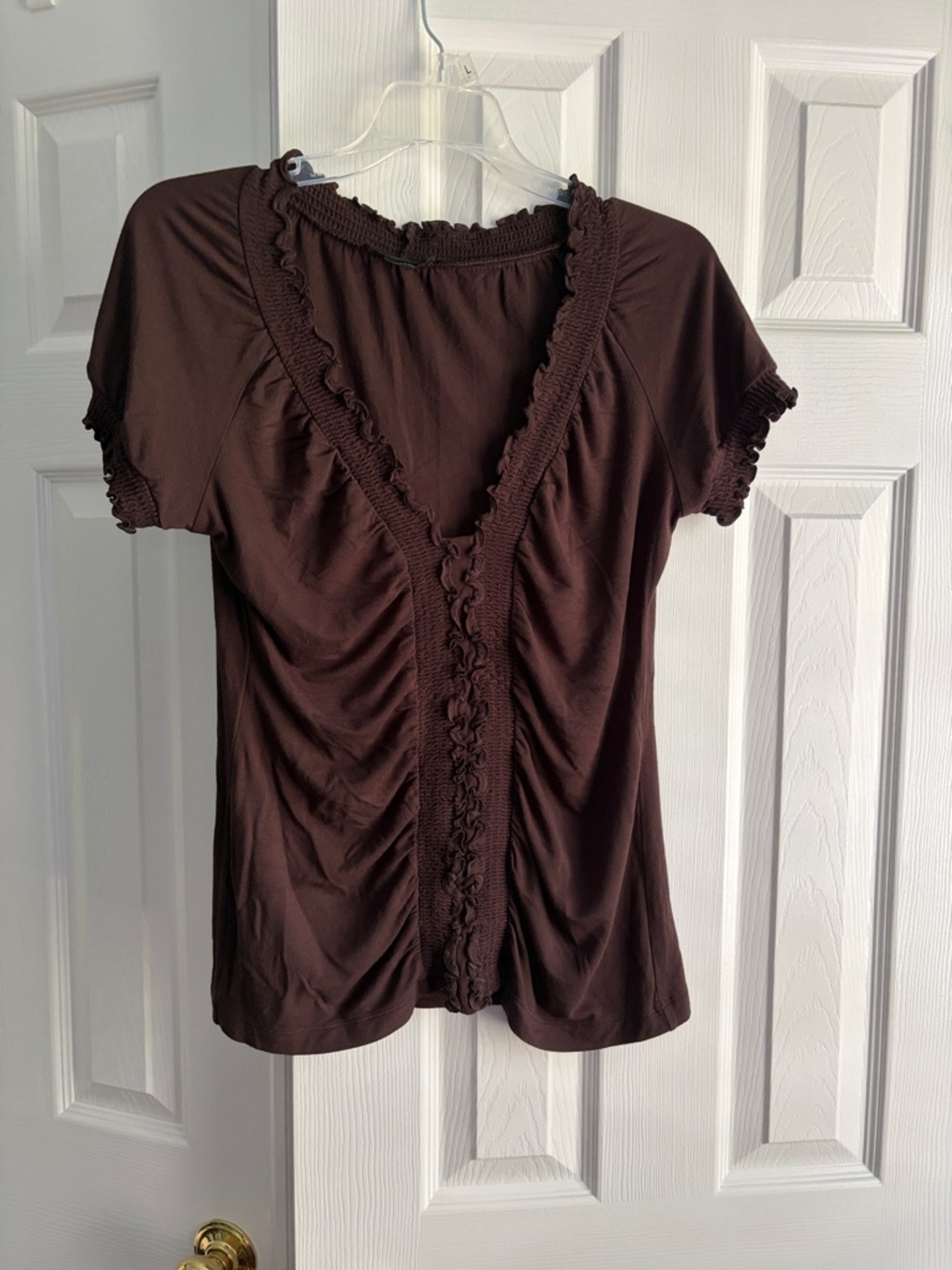 BCBGMaxAzria Dark Brown Ruffle-Trim Short Sleeve Top